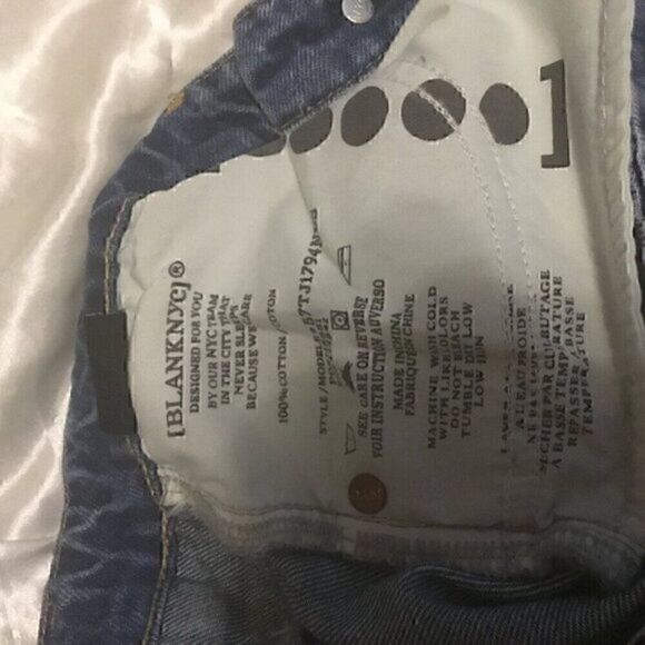 Blank NYC Medium Wash Button up Madison Light Wash High rise Crop Jeans 25 - Picture 10 of 11